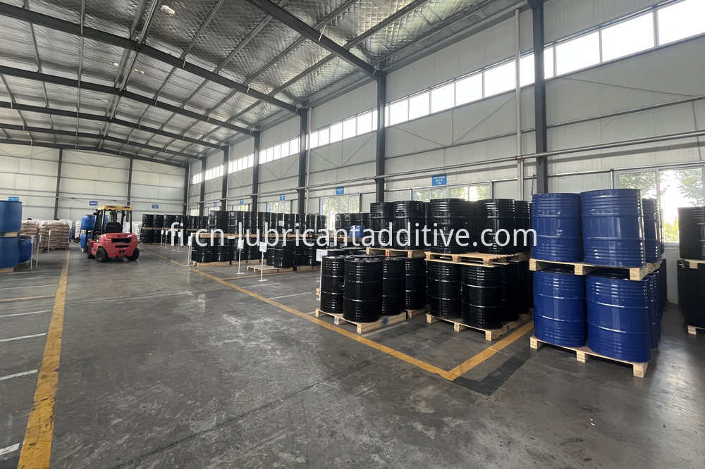 Packing Warehouse Lubricant Additives